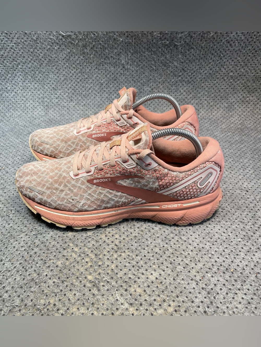 Brooks Ghost 14 Pink Running Shoes Size 9 Women’s
